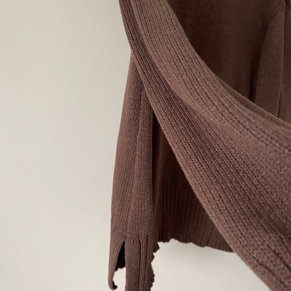 Brown Sweater - Picture 4 of 4